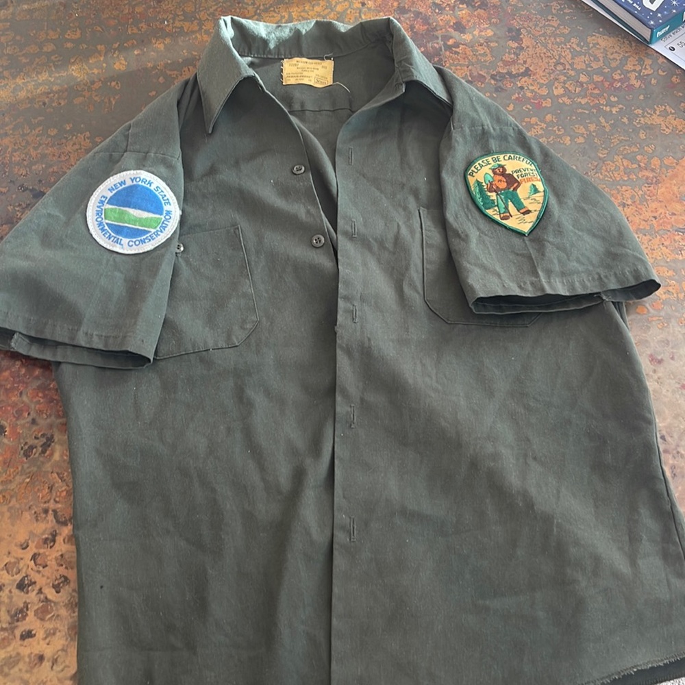Mens Vintage Patch Button Up Size M